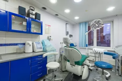 Клиника Стоматолог
