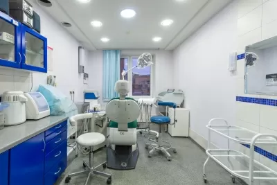 Клиника Стоматолог