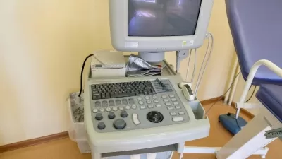 Консультативно-диагностический центр на улице Четаева, 34а