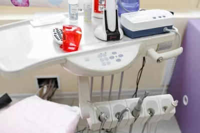 Семейная стоматология на улице Симонова