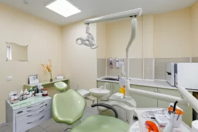 Семейная стоматология на улице Симонова