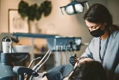 911 Клиника Стоматологии