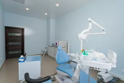 Стоматологическая клиника 32+