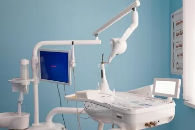 Стоматологическая клиника 32+