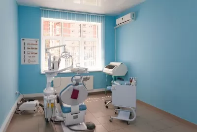 Стоматологическая клиника 32+