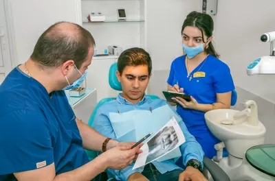 Доктор Дент