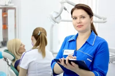 АКАДЕМИ Дент