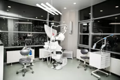 Доктор Хитрин и коллеги