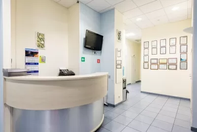 Академия Дент