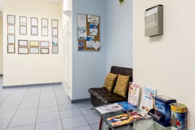 Академия Дент