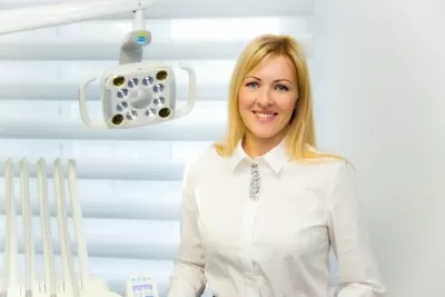 Доктор Стом