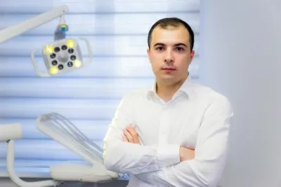 Доктор Стом