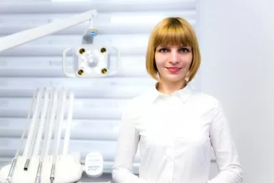 Доктор Стом