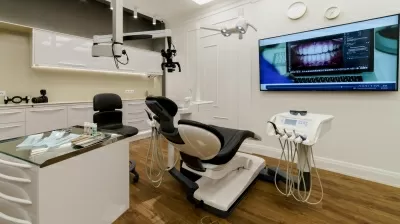 Доктор Дент