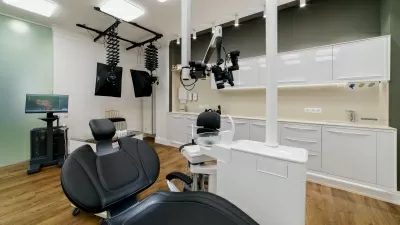 Доктор Дент