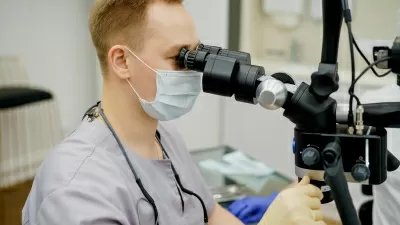 Доктор Дент