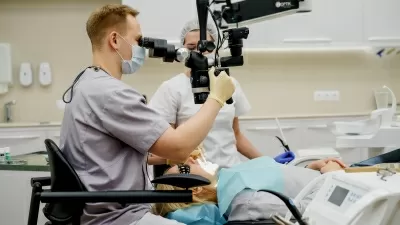 Доктор Дент