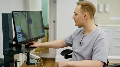 Доктор Дент