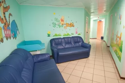 Клиника семейной медицины на Октябрьском проспекте, 36