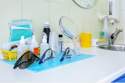 Медицинский центр Тельмана 41 (Центр имплантологии доктора Зорина)