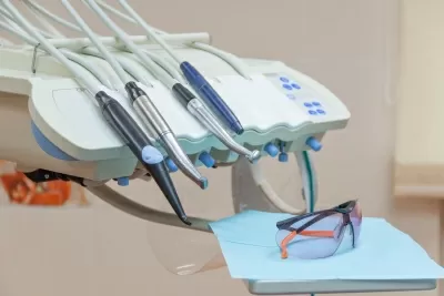 Стоматология ЮТЭЛИ