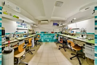 Центр стоматологии в Нефтяниках