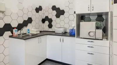 Стоматология Белое Яблоко