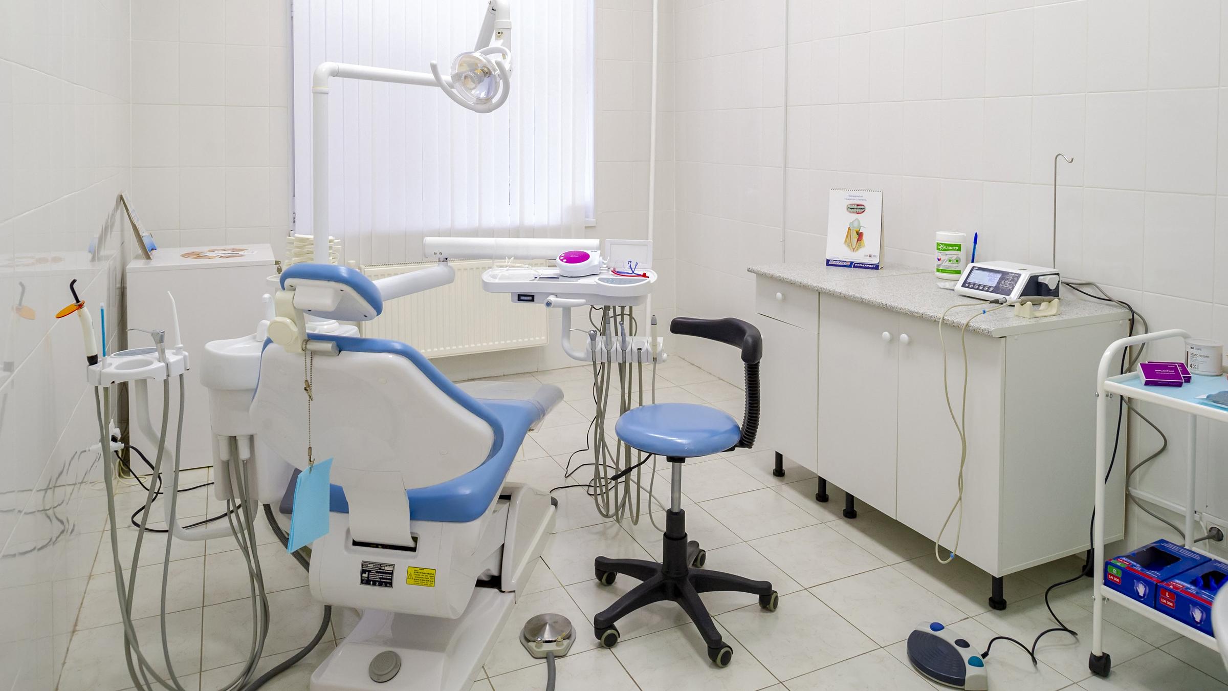 Дента люкс стоматологическая клиника
