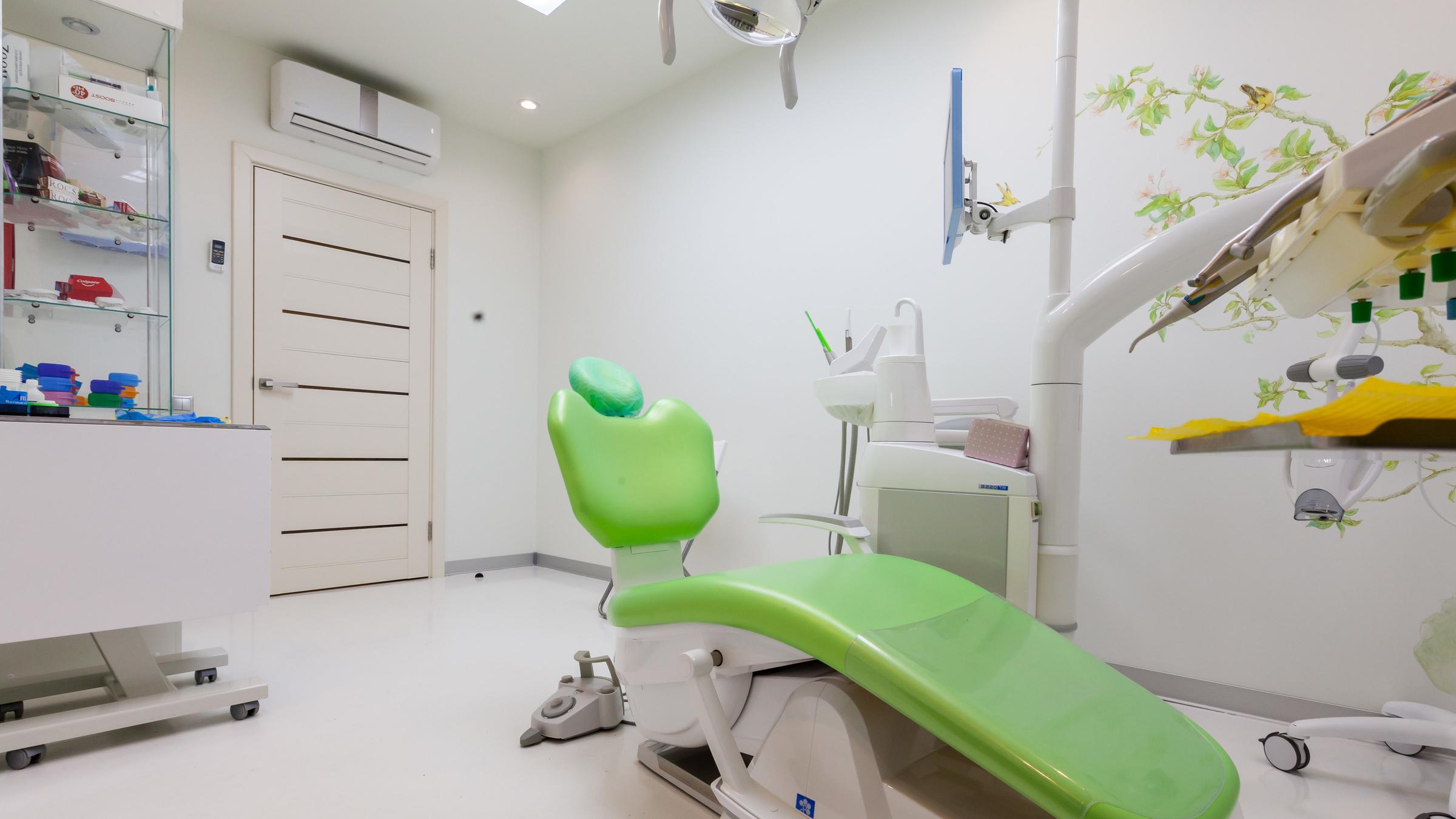 Стоматология west dental clinic
