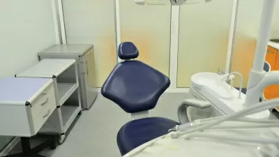 Центр Дентальной Имплантации на улице Правды