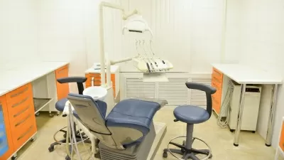 Центр Дентальной Имплантации на улице Правды