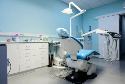 Стоматологическая клиника Зубр