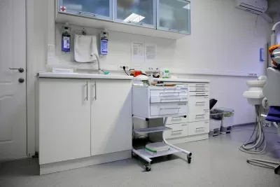 Стоматологическая клиника Зубр