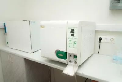 Стоматологическая клиника Зубр