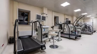 Медицинская клиника НАКФФ