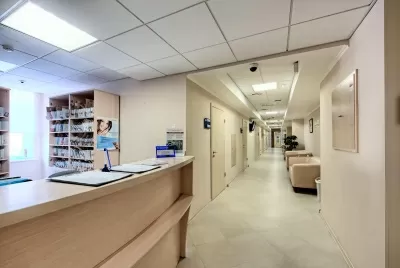 Клиника СМТ (Поликлинический комплекс)