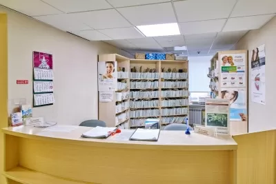 Клиника СМТ (Поликлинический комплекс)