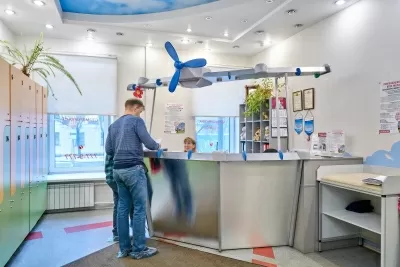 Клиника СМТ (Поликлинический комплекс)