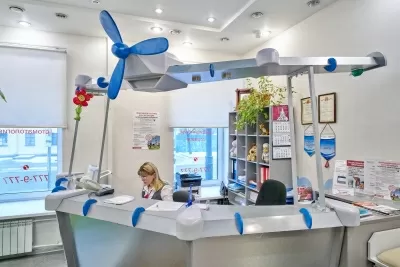 Клиника СМТ (Поликлинический комплекс)