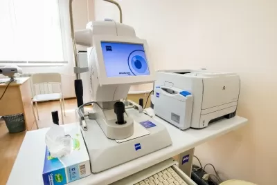 Клиника СМТ (Поликлинический комплекс)