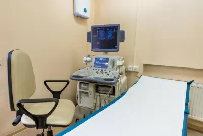 Клиника СМТ (Поликлинический комплекс)