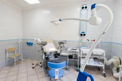 Клиника СМТ (Поликлинический комплекс)