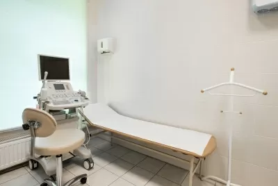 Клиника СМТ (Поликлинический комплекс)