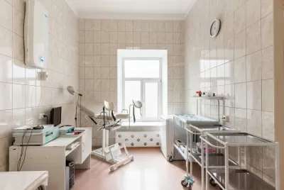 Клиника СМТ (Поликлинический комплекс)