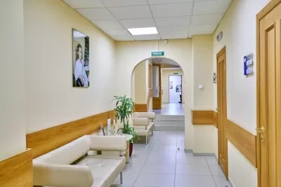 Клиника СМТ (Поликлинический комплекс)