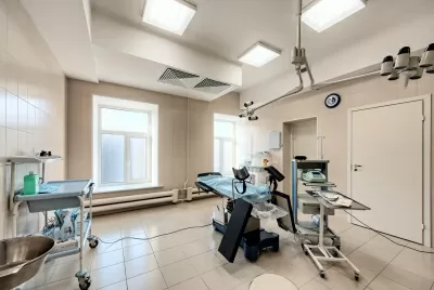 Клиника СМТ (Поликлинический комплекс)