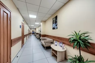 Клиника СМТ (Поликлинический комплекс)