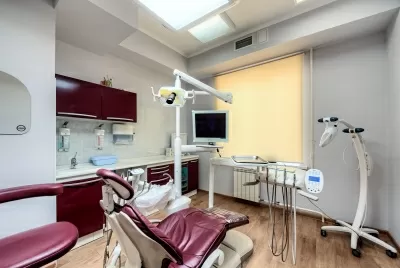 Клиника СМТ (Поликлинический комплекс)