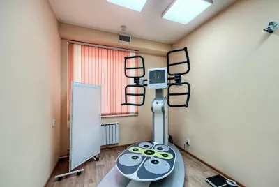 Клиника СМТ (Поликлинический комплекс)