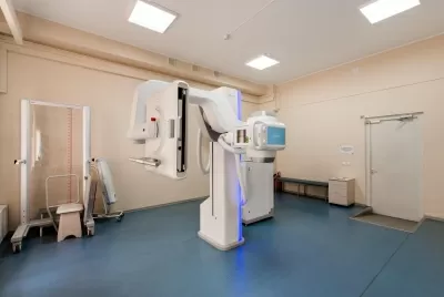 Клиника СМТ (Поликлинический комплекс)